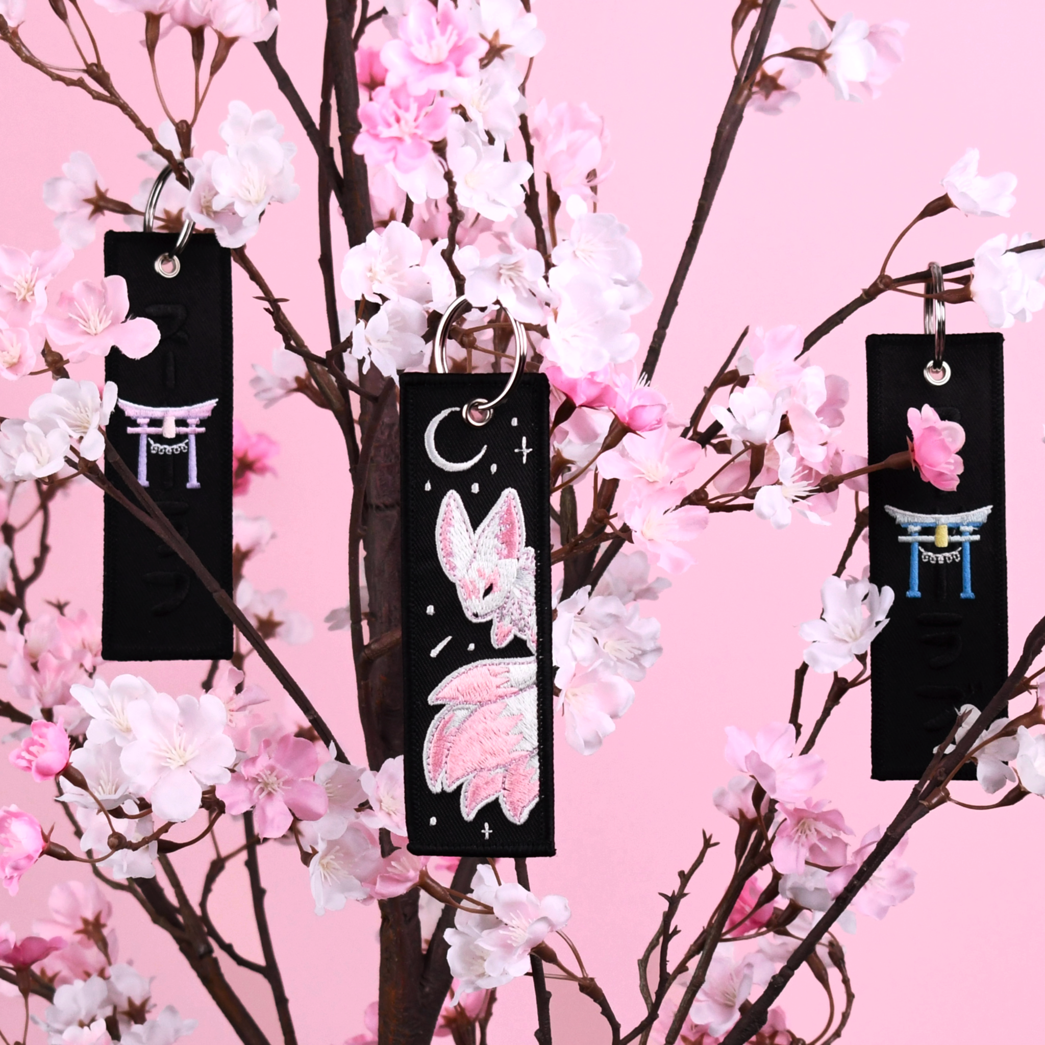 Keychains & Lanyards – SUPERLOVE